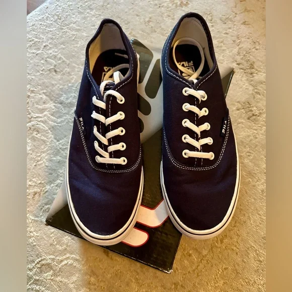 Fila Women’s Navy Blue Canvas Sneakers - Picture 4 of 6